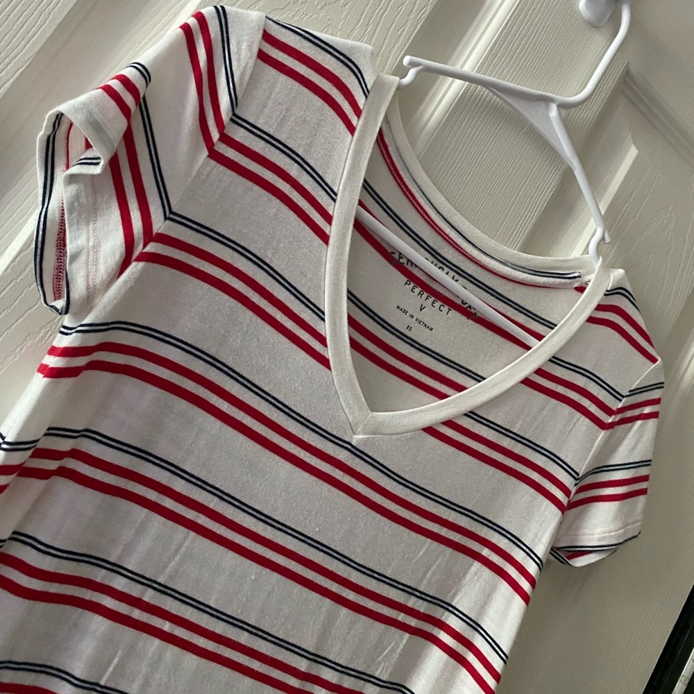 Aeropostale Seriously Soft V Neck Tee